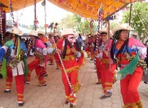 Danza los Santiaguitos
