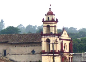 Un rayo cayó a la iglesia del calvario Un rayo cayó a la iglesia del calvario
