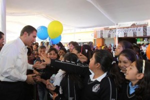 Escuelas dignas para todos los poblanos