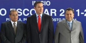 Moreno Valle inauguró el ciclo escolar 2011-2012 en la escuela Secundaria Técnica 79