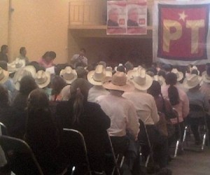 Todo esto lo compro con los recursos que nos da el gobierno del estado a cada diputado
