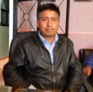 Acusan a policías de golpear sin justificación a inspector de Atempan